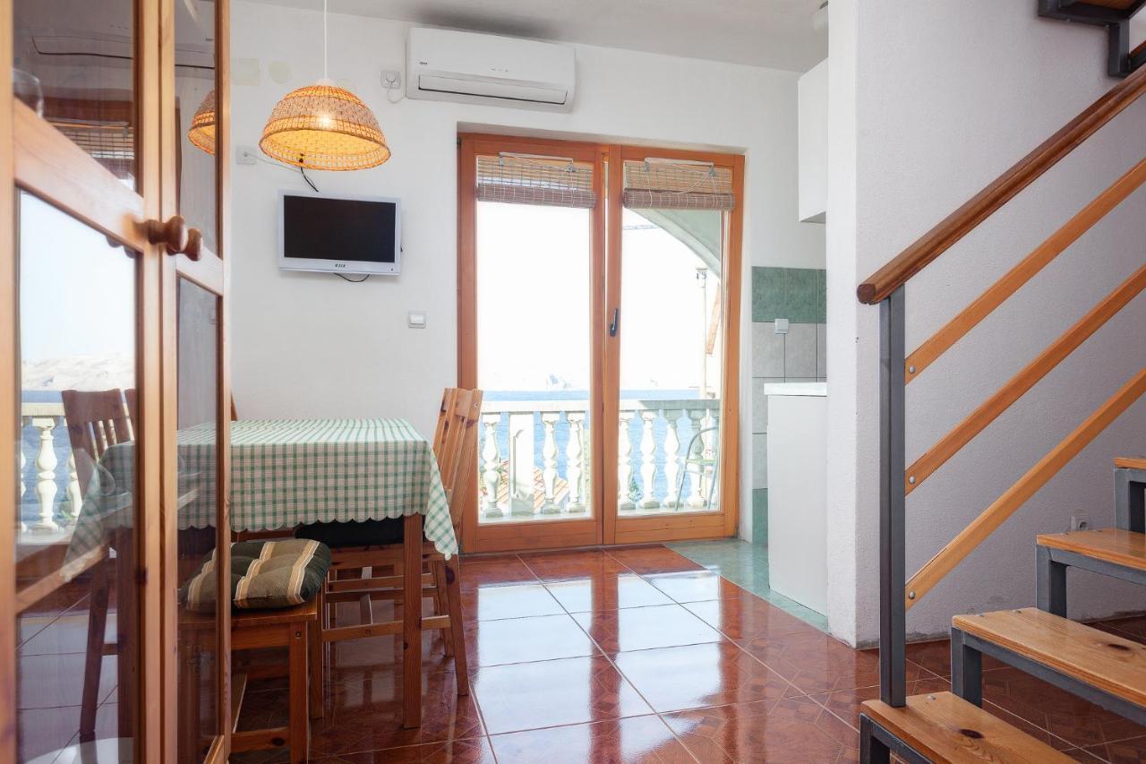 Manda Apartment Karlobag Bagian luar foto