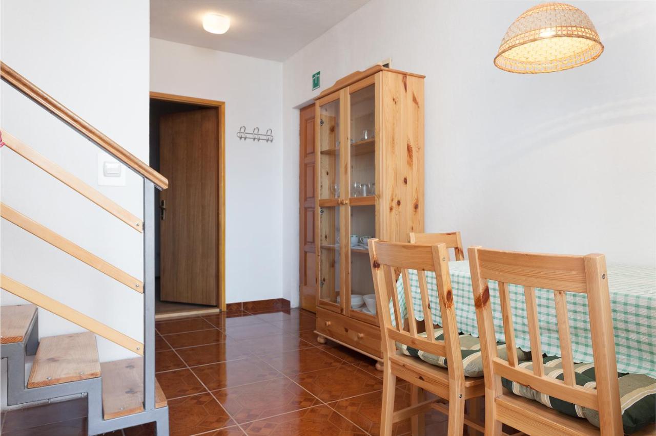 Manda Apartment Karlobag Bagian luar foto